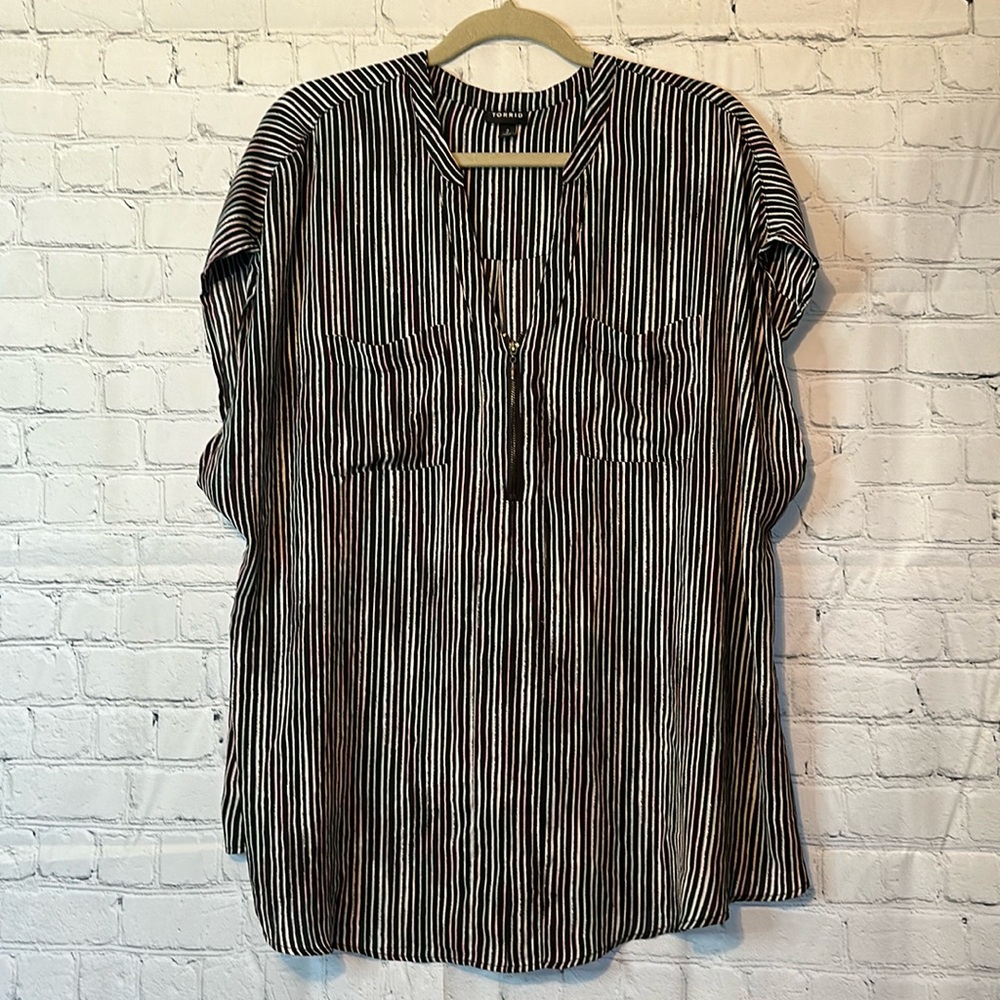 Torrid plus size 18/20 multi colored pinstripe sleeves v neck top